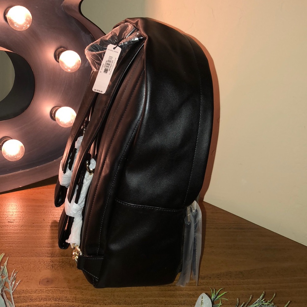 👑Victoria Secret Backpack💚 - Picture 4 of 4